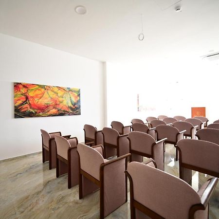 Hotel Eboli Kültér fotó