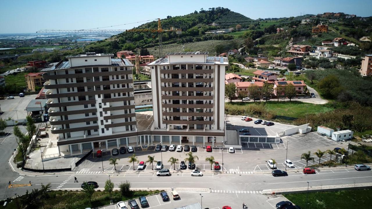 Hotel Eboli Kültér fotó