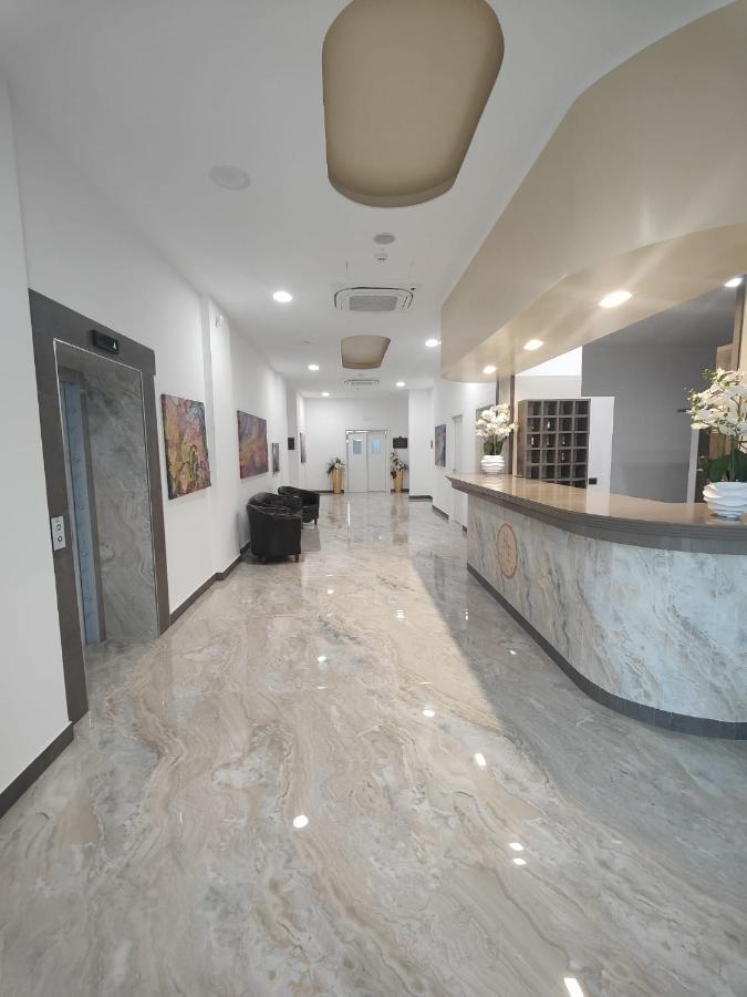Hotel Eboli Kültér fotó