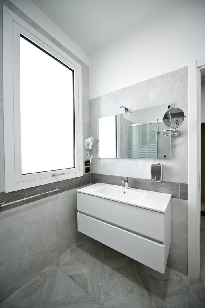Hotel Eboli Kültér fotó